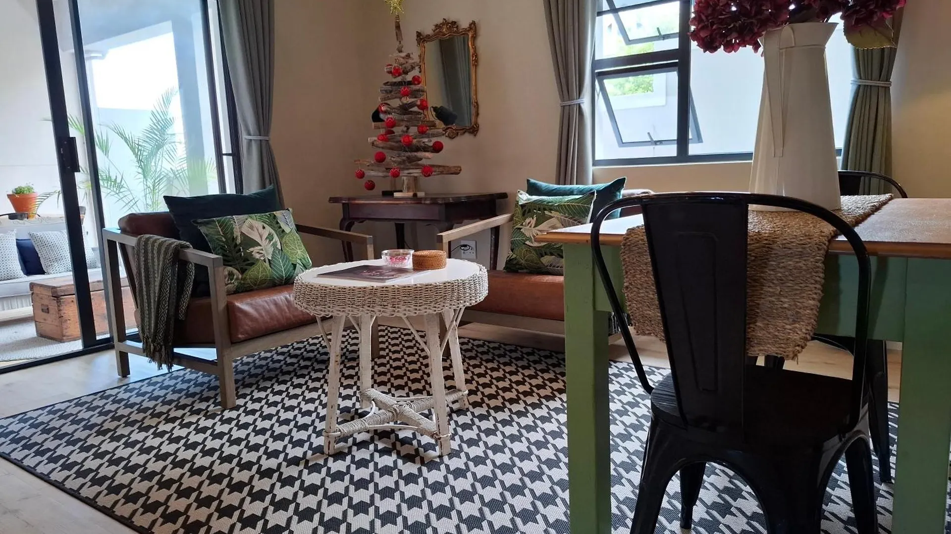 Fabulous Apartment Next To Beach And Kalkbay Fish Hoek
